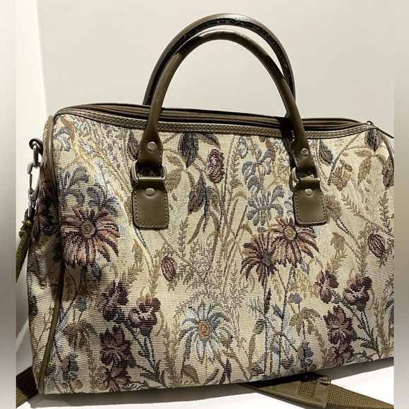 Vintage Jordache Floral Tapestry Weekender Overnight Carry On Bag Tote Travel - Picture 2 of 11